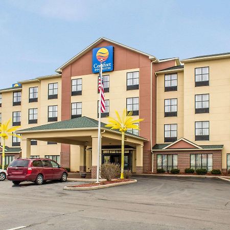 Comfort Inn & Suites Kent - University Area Екстер'єр фото