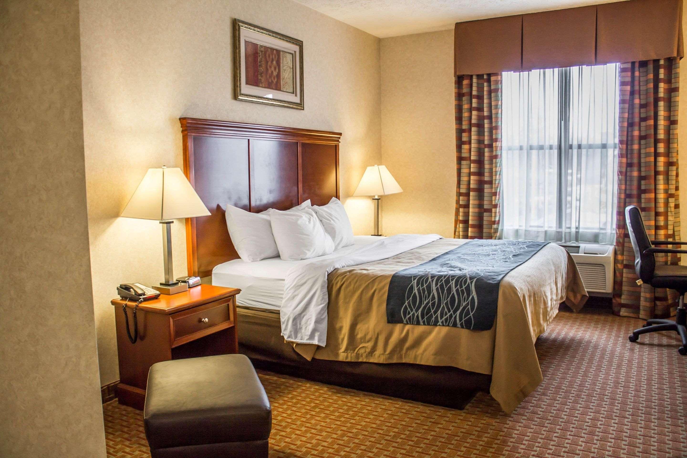 Comfort Inn & Suites Kent - University Area Екстер'єр фото