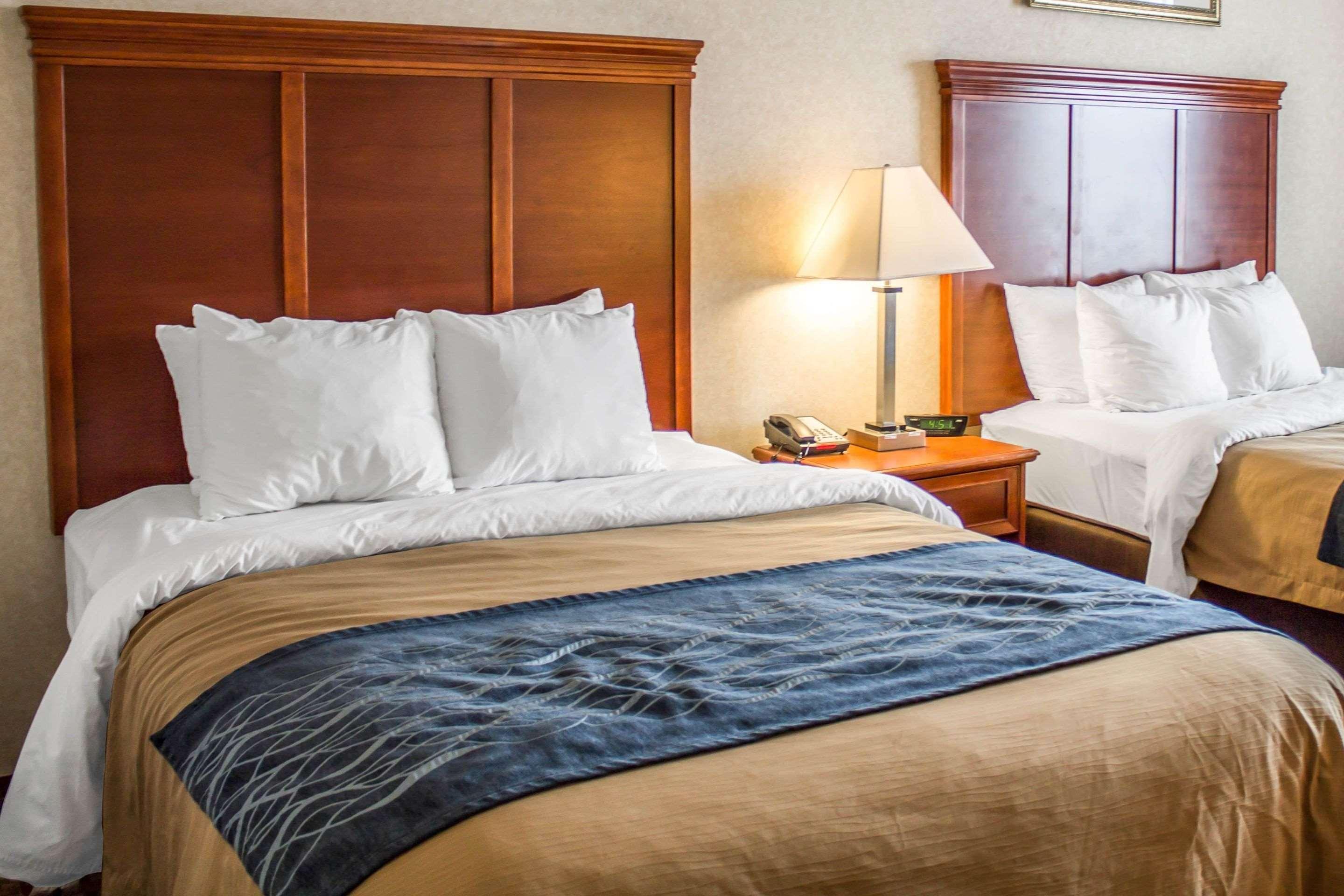 Comfort Inn & Suites Kent - University Area Екстер'єр фото